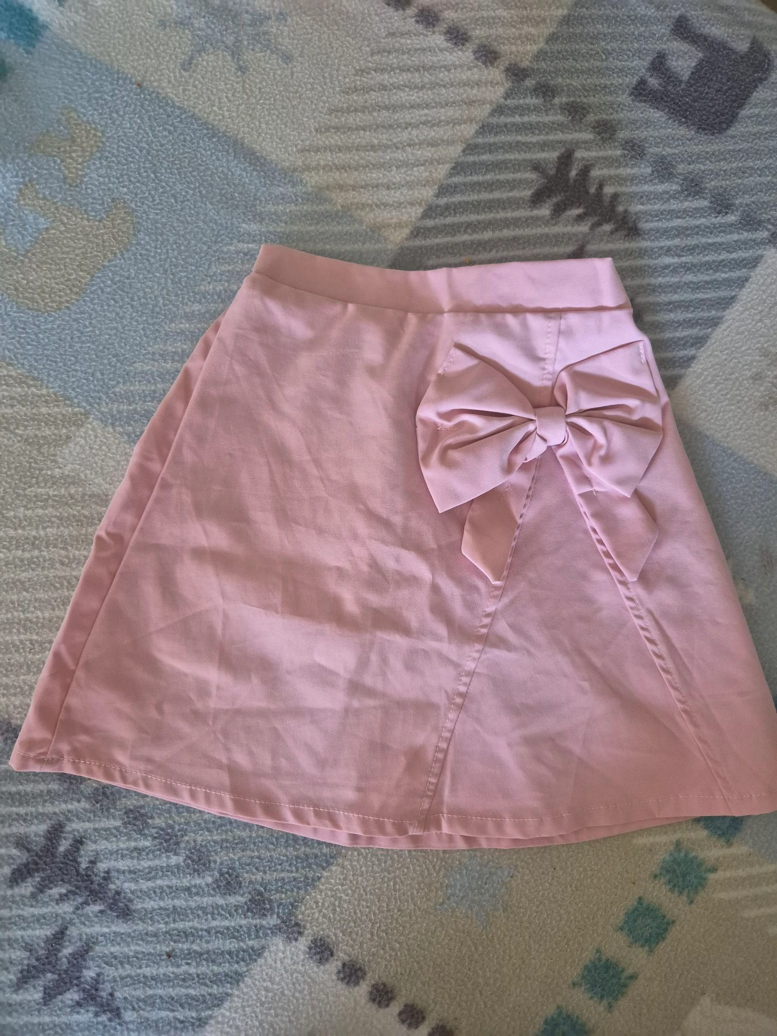 Jupe rose taille 5 ans 